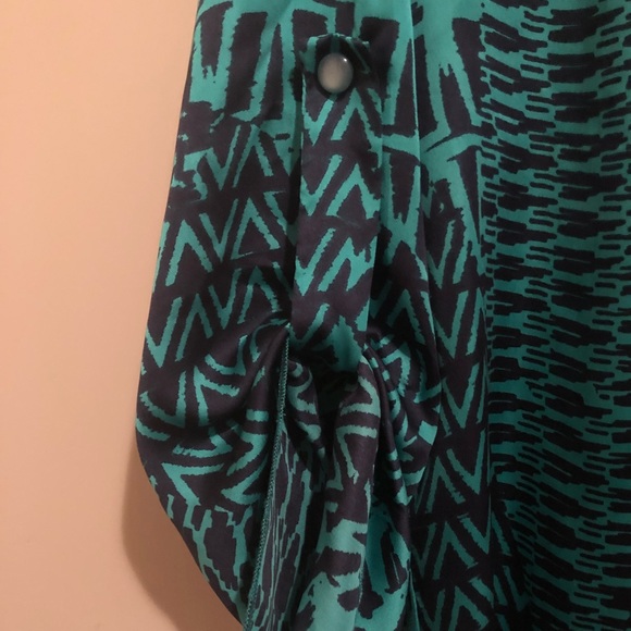 Aztec Blouse - Picture 3 of 4